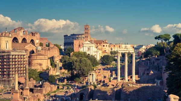 Panoramik Roma Forumu Roma, İtalya — Stok fotoğraf