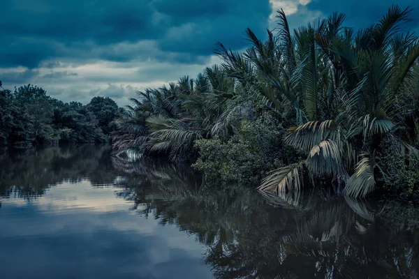 Laguna panoramica di notte vicino a Tangalle, Sri Lanka — Foto Stock