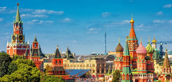 Panoramautsikt över Röda torget i Moskva, Ryssland — Stockfoto