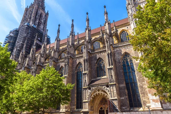 Ulm Minster or Cathedral of Ulm city, Germany. It is a famous la — Stock Photo, Image