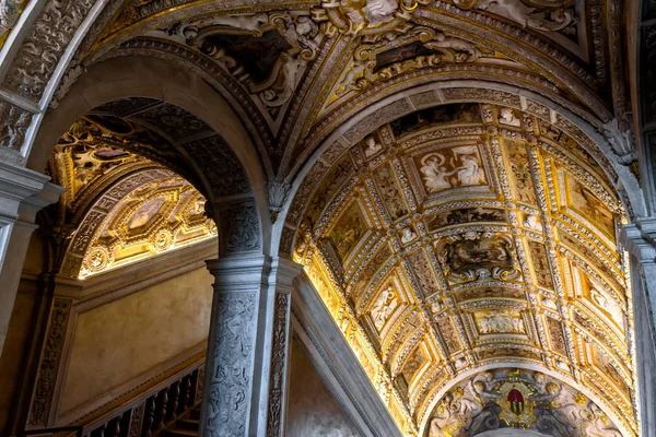 Staircase of the Renaissance inside the Doge`s Palace in Venice. — Stock Photo, Image