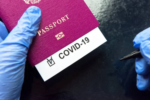 Коронавирус Covid Пандемический Концепция Путешествия Запись Covid Паспорте Новая Вспышка — стоковое фото