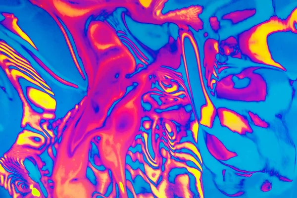 네온 색 사이키델릭 형광 물질 이 줄무늬를 이루고 있는 얼룩말의 배경 이 텍스처로 되어 있다 — 스톡 사진