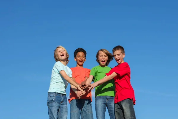 Gruppo di diversi bambini o ragazzi — Foto Stock