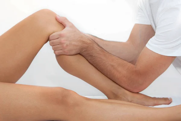 Therapeutic leg massage — Stock Photo, Image