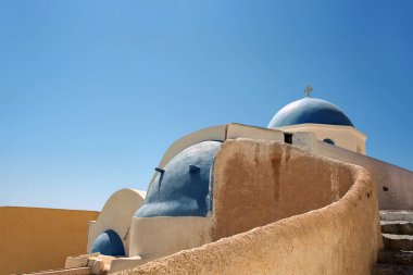 Yunan geleneksel Ortodoks Hıristiyan Kilisesi Santorini Adası.