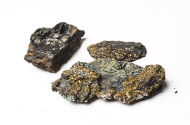 auriferous pirit altın