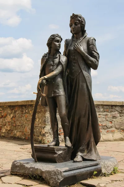 Monument of Ilona Zrinyi and her son Ferenc Rakoczy in Mukachevo — Stock Photo, Image