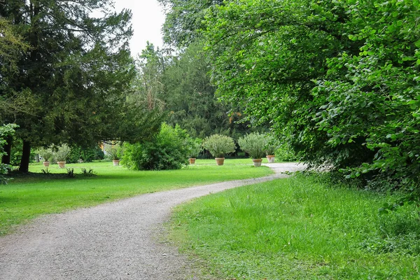 Belo parque de Villa Sorra. Castelfranco Emilia , — Fotografia de Stock