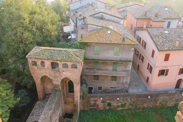 Centro histórico de Vignola, Italia. Vista superior desde la fortaleza — Foto de Stock