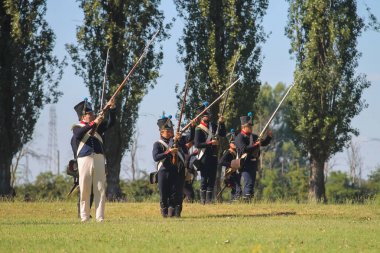İnsanlar Napoleonica olay. Kostümlü savaşta muhteşem Villa