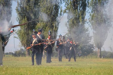 İnsanlar Napoleonica olay. Kostümlü savaşta muhteşem Villa