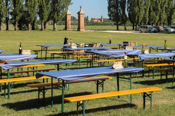 Ort für ein Picknick auf Napoleonica Veranstaltung. villa sorra park, italien — Stockfoto