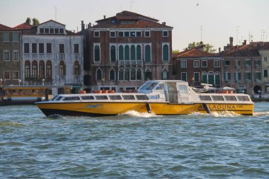 Venedik Lagünü, İtalya turist tekne