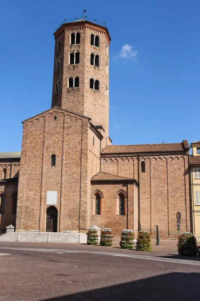 Basílica da Torre de Santo Antônio em Piacenza, Itália — Fotografia de Stock