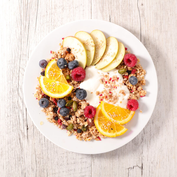 breakfast with muesli and fruits