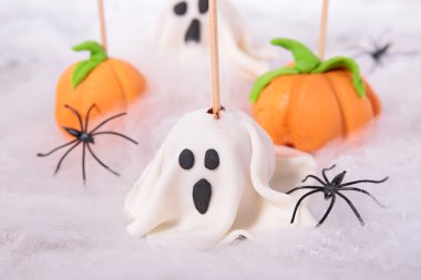 Cadılar Bayramı şeker topları