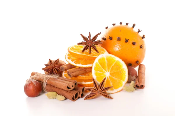 Clementine with cinnamon and anise — Stock Photo, Image