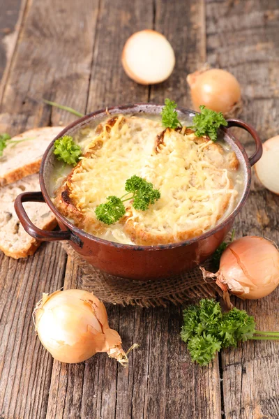 Sağlıklı soğan çorbası — Stok fotoğraf