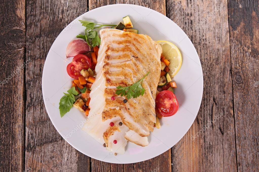 Grilled fish fillet — Stock Photo © studioM 127224562
