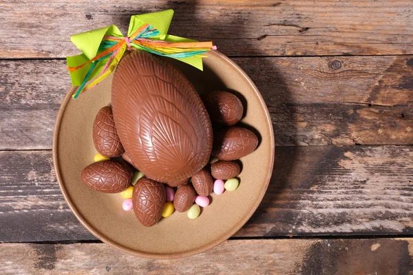 Uovo di cioccolato pasquale — Foto Stock