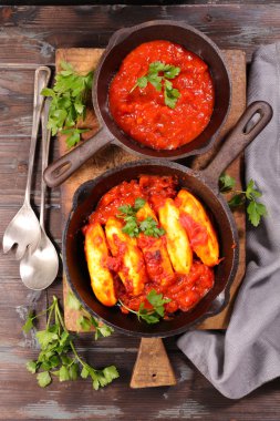 domates soslu quenelle