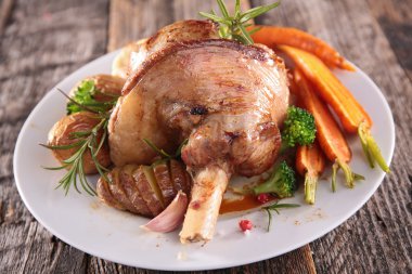 baharat soslu ızgara kuzu