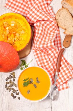 Sağlıklı balkabağı çorbası