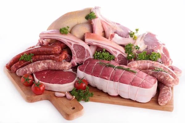 Rohes Fleisch mit Gewürzen — Stockfoto