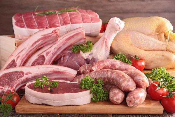 Varietà di carne cruda Immagine Stock