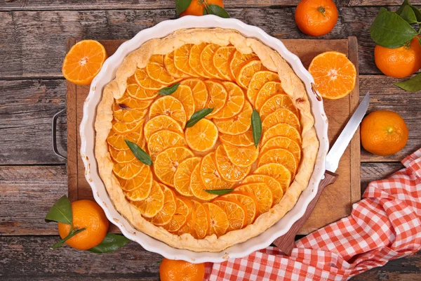 Fruit pie, mandarin orange tart