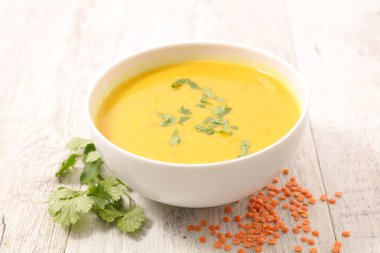 curcuma mercimek çorbası