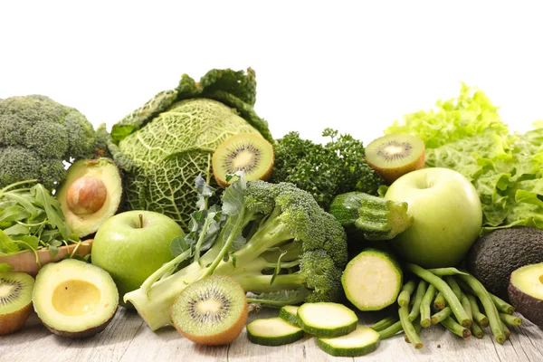 Çeşitli yeşil sebze ve meyve — Stok fotoğraf