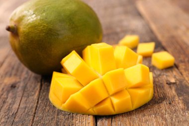 taze olgun mango