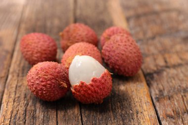 taze olgun lychee