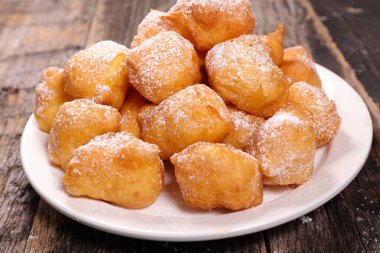 reçelli kızarmış çörek
