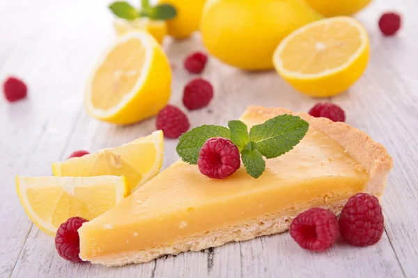 Bit av citron tårta — Stockfoto