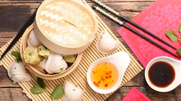 Dim sum dumplings, Chinese-Thai cuisine — Stock Photo, Image