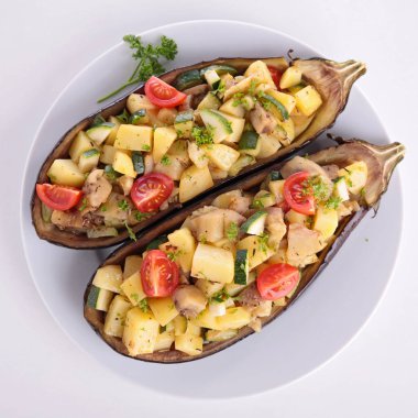 sebzeli fırında patlıcan