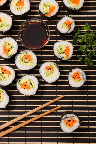 Sushi, cozinha asiática — Fotografia de Stock