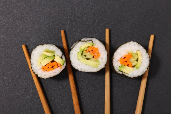 Sushi, asiatische Küche — Stockfoto