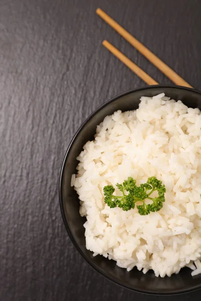 Tigela de arroz cozido — Fotografia de Stock