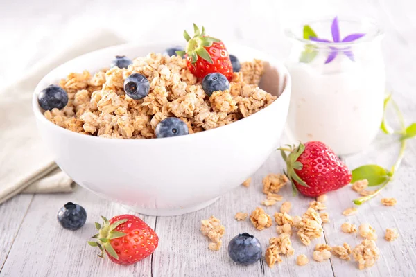 Muesli with different berries — Stock Photo, Image