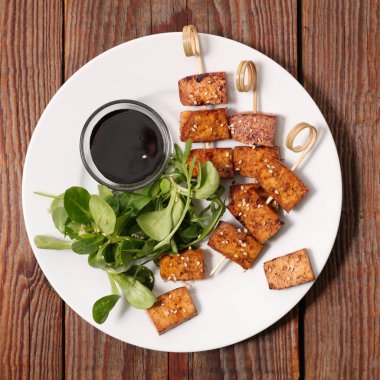 Soya soslu Kızarmış tofu