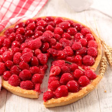 ev yapımı frambuazlı pasta