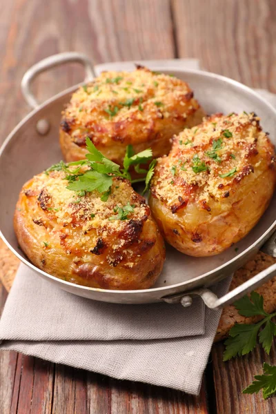 Patata al horno con perejil — Foto de Stock