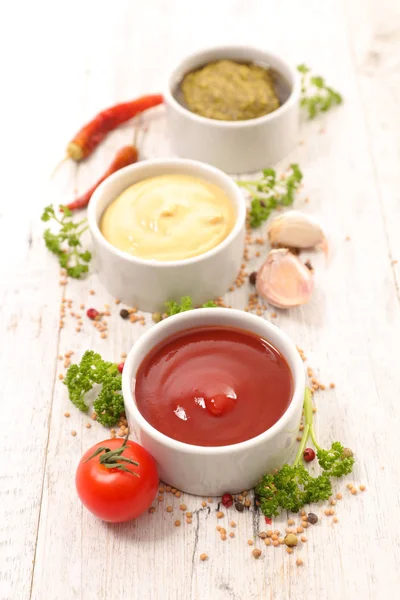 Assorted dip and sauce — Stock Photo, Image