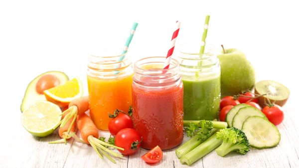 Fresh juices and smoothies — Stock Photo, Image