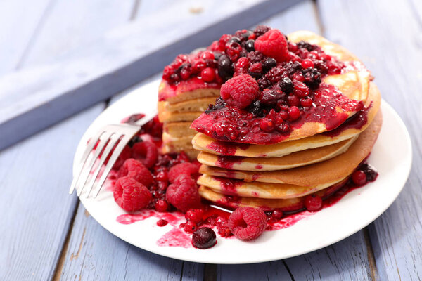 homemade pancakes with berries