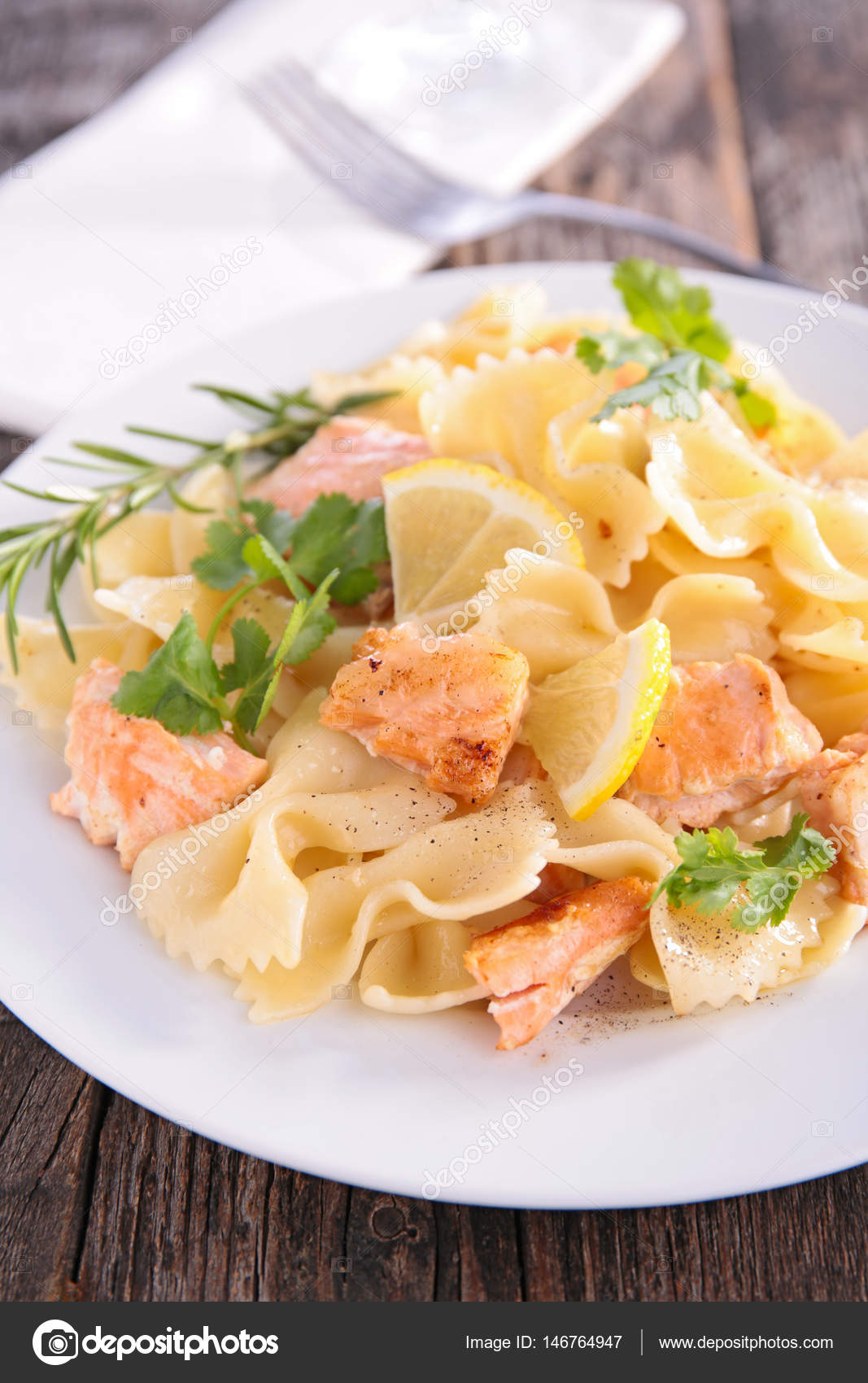 Penne Salmone – Somonlu Makarna Penne Salmone – Somonlu Makarna